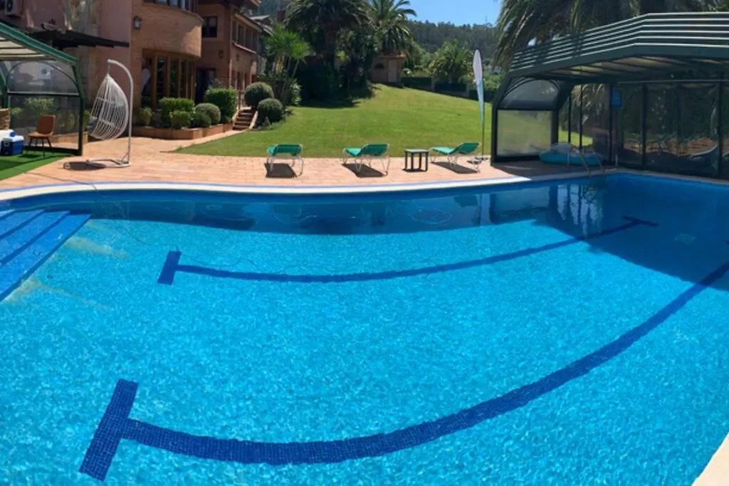 Basque Palace Villa With Pool By Aston Rentals 0*, Basozabal
